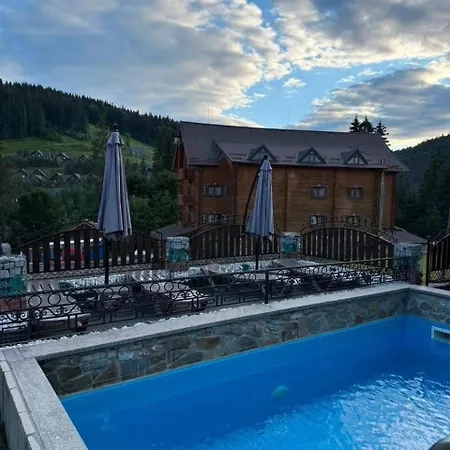 вишні Lodge